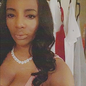 Meet your Posher, Samayia